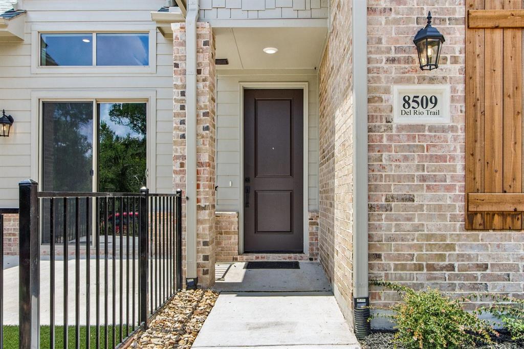 8509 Del Rio Trail Wylie, TX 75098 - Photo 3 of 26 003-8509DelRioTrail-Rowlett-TX-75089-ExteriorEntry.jpg-SMALL