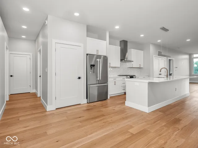 $525,000 | 319 East 16th Street, Unit 402, Indianapolis, IN 46202