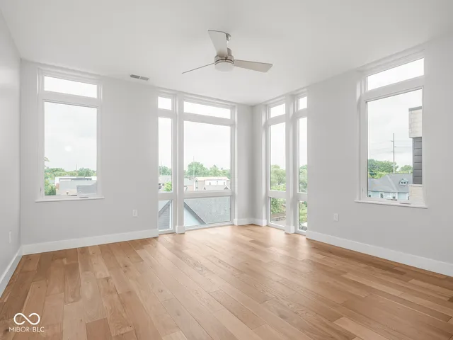 $525,000 | 319 East 16th Street, Unit 402, Indianapolis, IN 46202