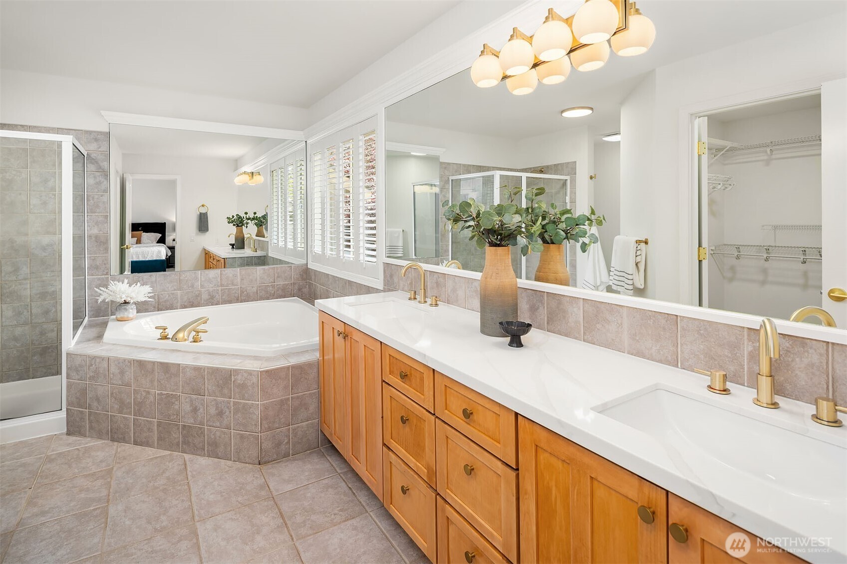 2501 134th Avenue Southeast Bellevue, WA 98005 - Photo 19 of 37 Gallery Image 19