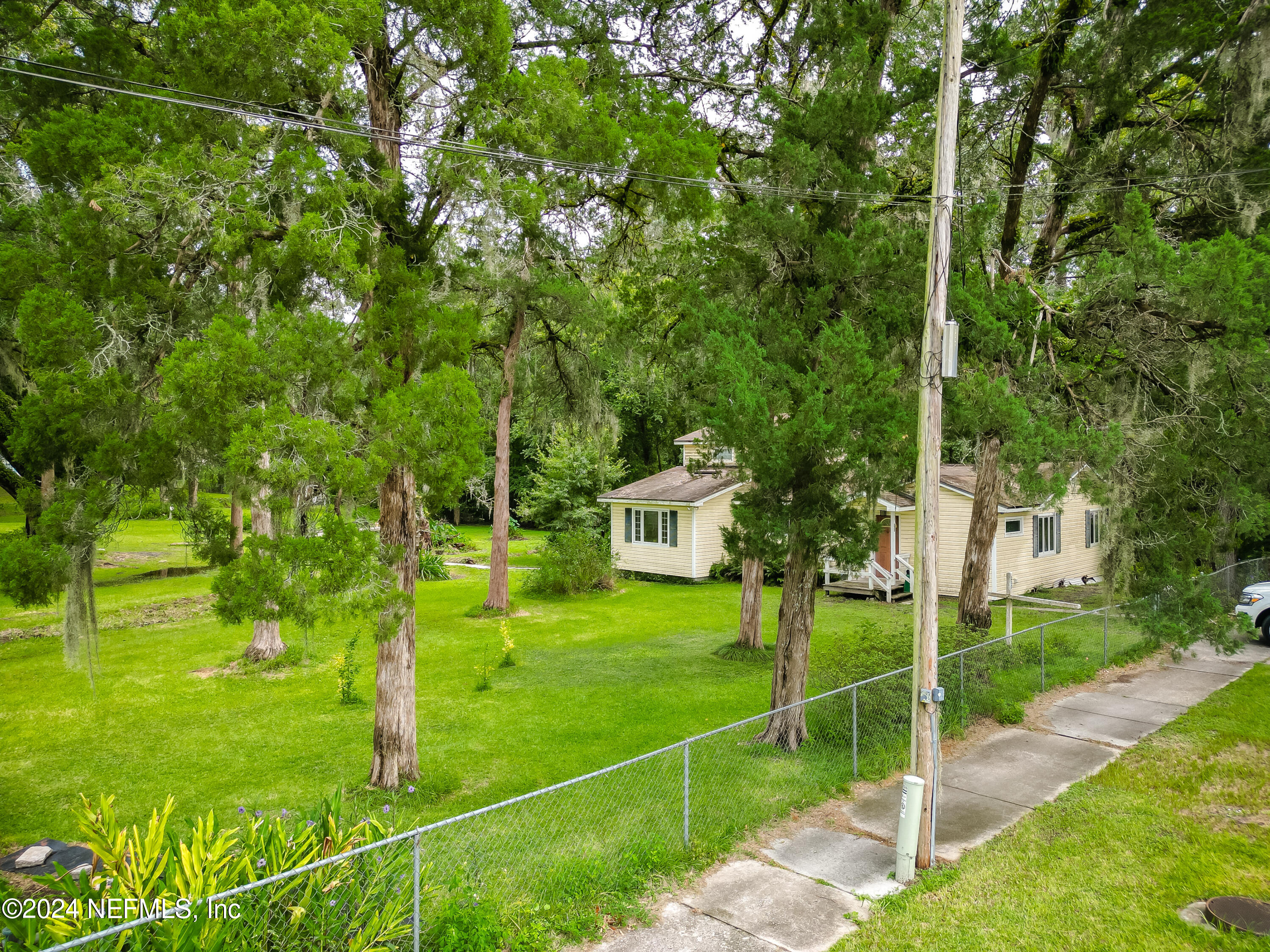 233 Knight Boxx Road Middleburg, FL 32068 - Photo 11 of 33 fenced yard