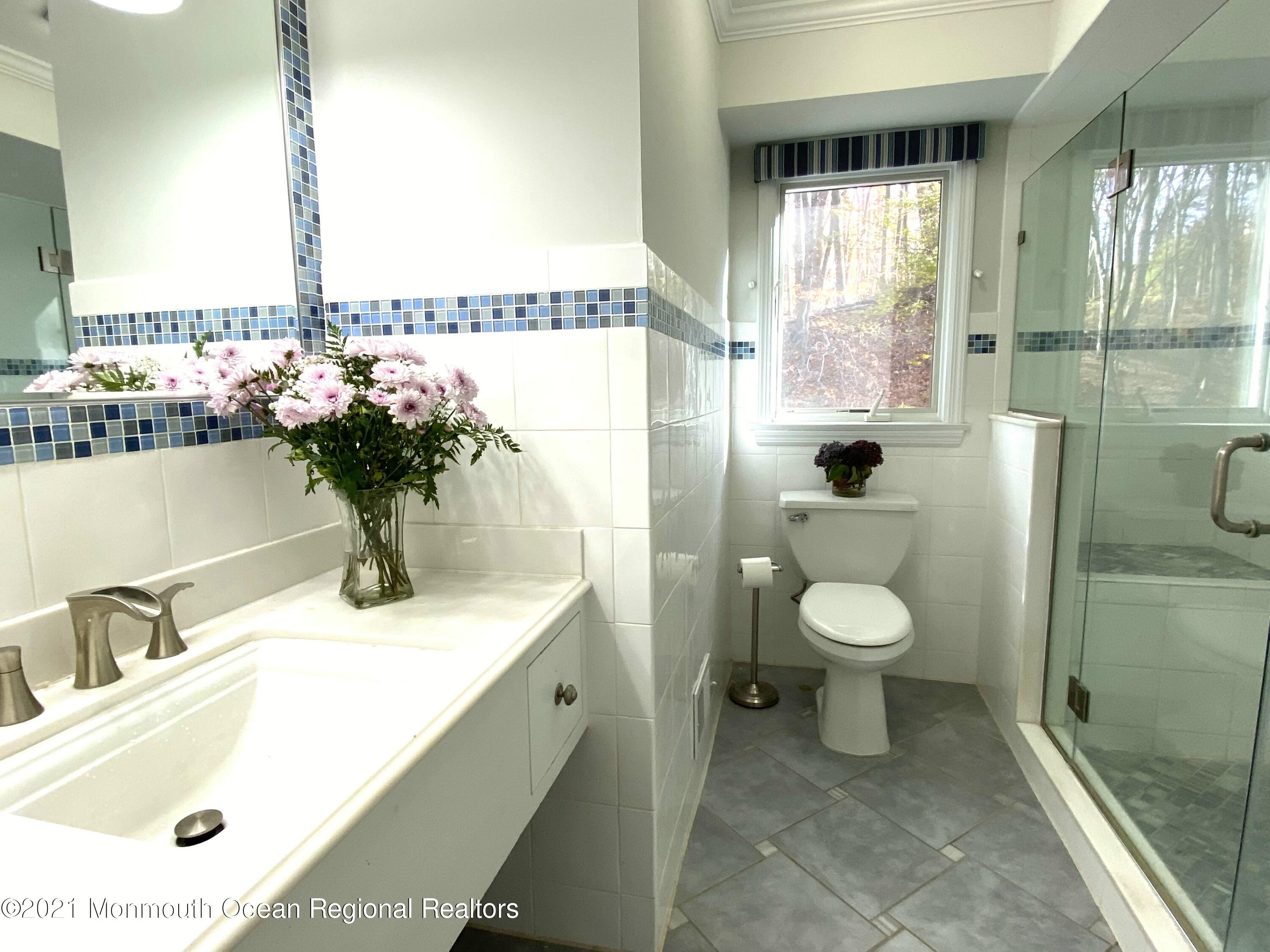 26 Van Brackle Road Holmdel, NJ 07733 - Photo 17 of 30 IMG_9239