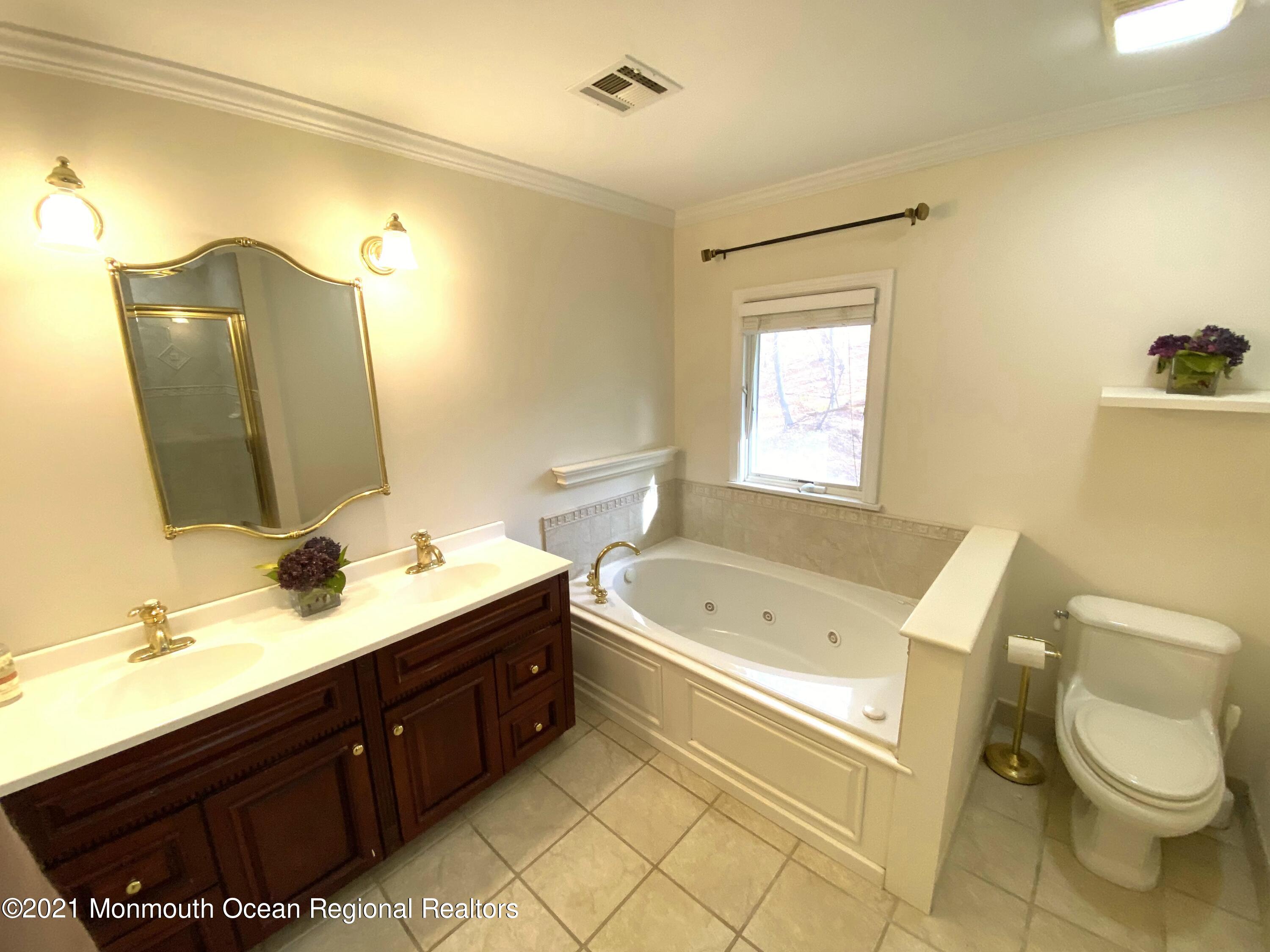 26 Van Brackle Road Holmdel, NJ 07733 - Photo 21 of 30 IMG_9241