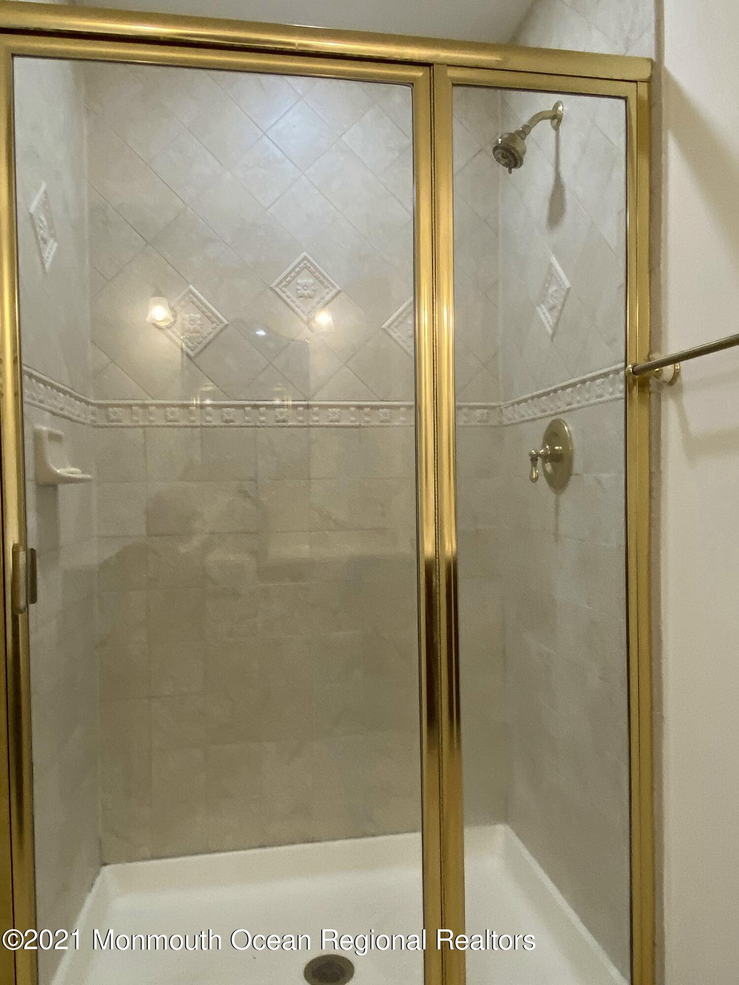 26 Van Brackle Road Holmdel, NJ 07733 - Photo 22 of 30 IMG_9243