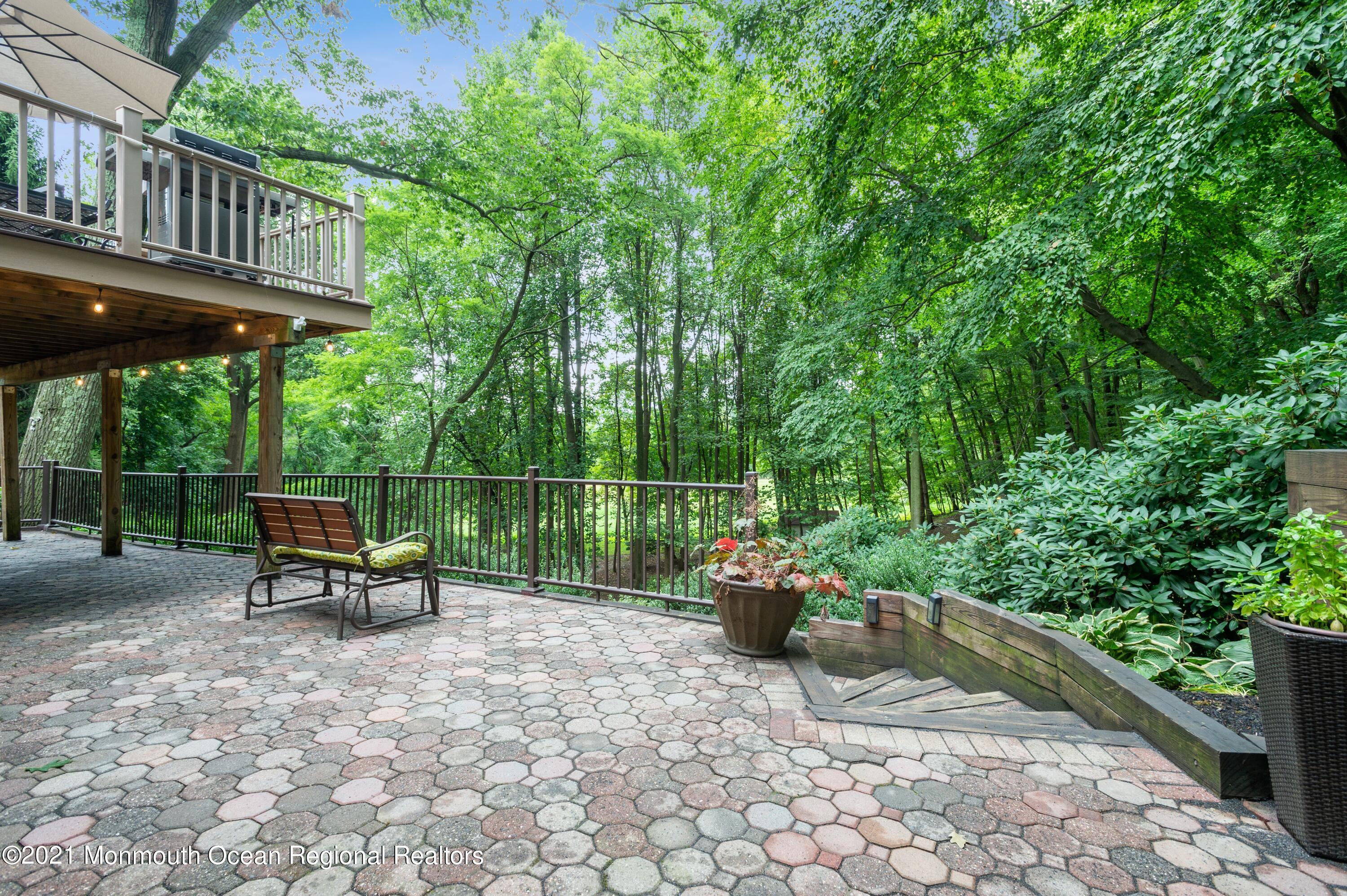 26 Van Brackle Road Holmdel, NJ 07733 - Photo 27 of 30 19_26SHolmdel_85_Patio_HiRes