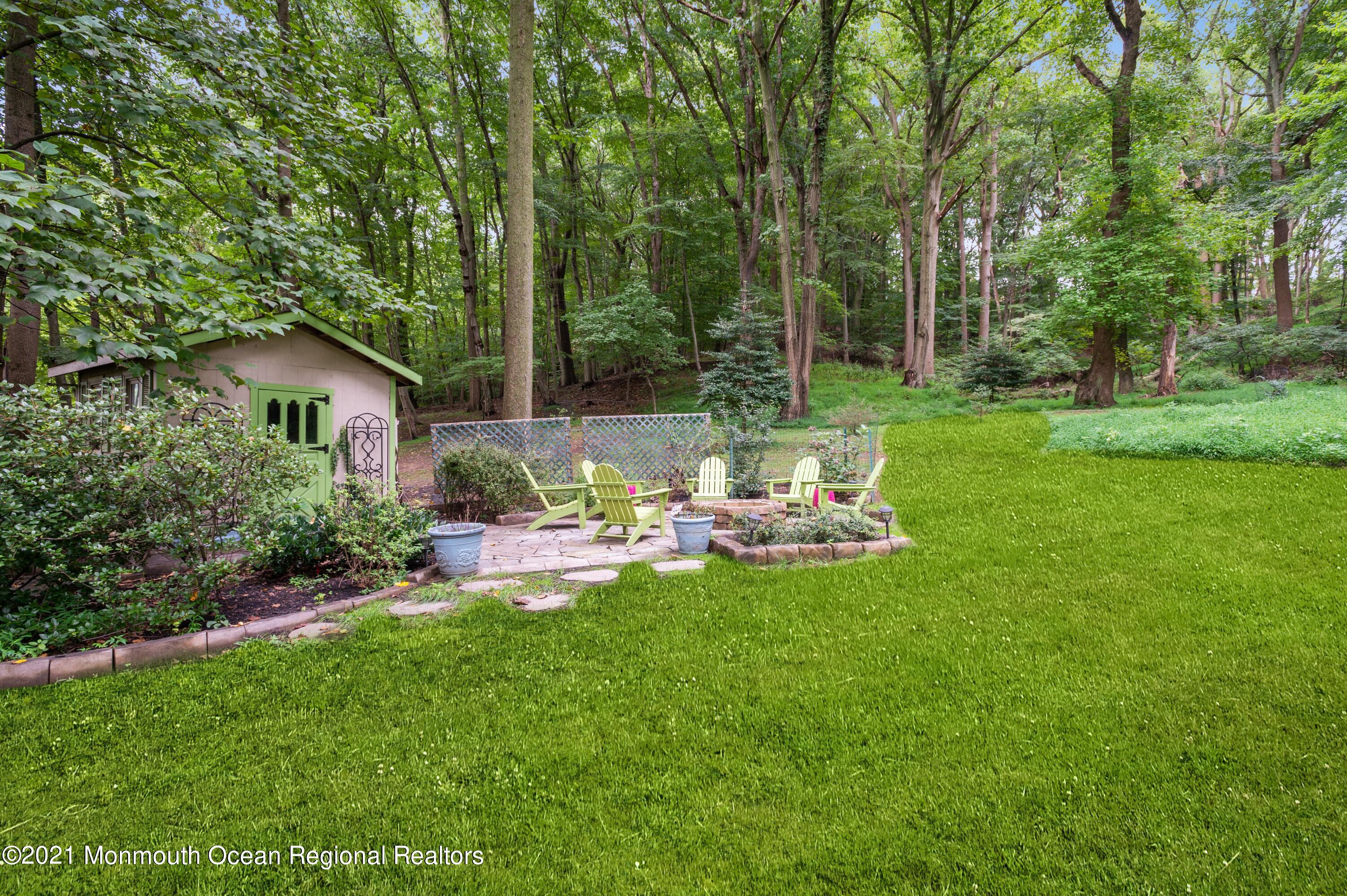 26 Van Brackle Road Holmdel, NJ 07733 - Photo 29 of 30 25_26SHolmdel_26001_BackYard_HiRes