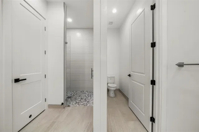 an empty room with window