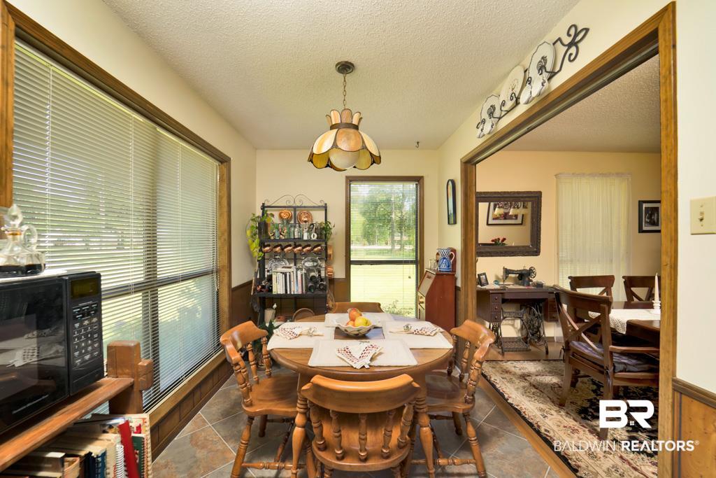21805 Linn Ridge Drive Fairhope, AL 36532 - Photo 7 of 27 Dining