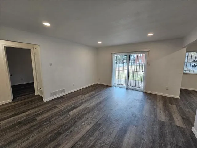 $1,595 | 3101 Peabody Avenue, Dallas, TX 75215