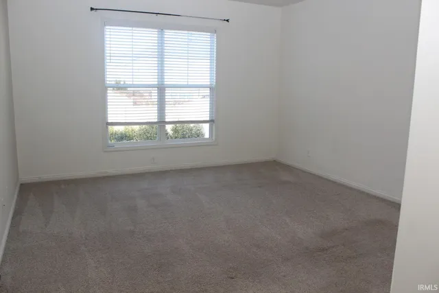 $2,400 | 3187 Megan Drive, Newburgh, IN 47630