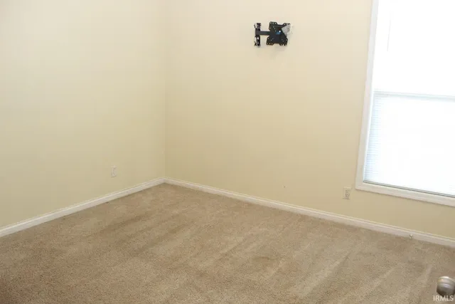 $2,400 | 3187 Megan Drive, Newburgh, IN 47630