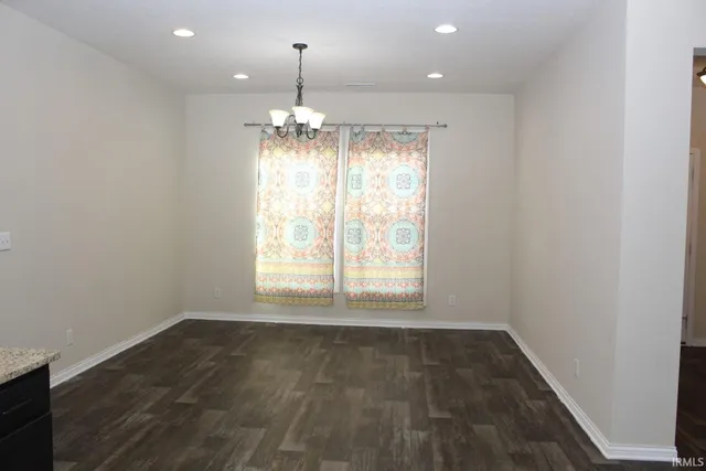 $2,400 | 3187 Megan Drive, Newburgh, IN 47630