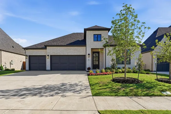 $649,900 | 916 Montrose Drive, Rockwall, TX 75087