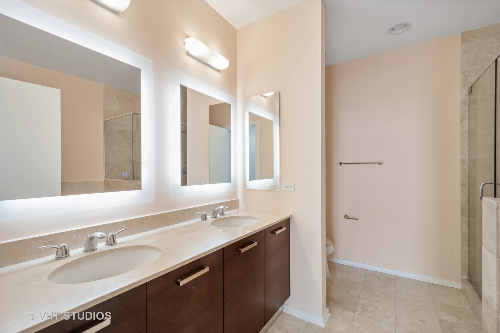 65 East Monroe Street, Unit 4206 Chicago, IL 60603 - Photo 7 of 18
