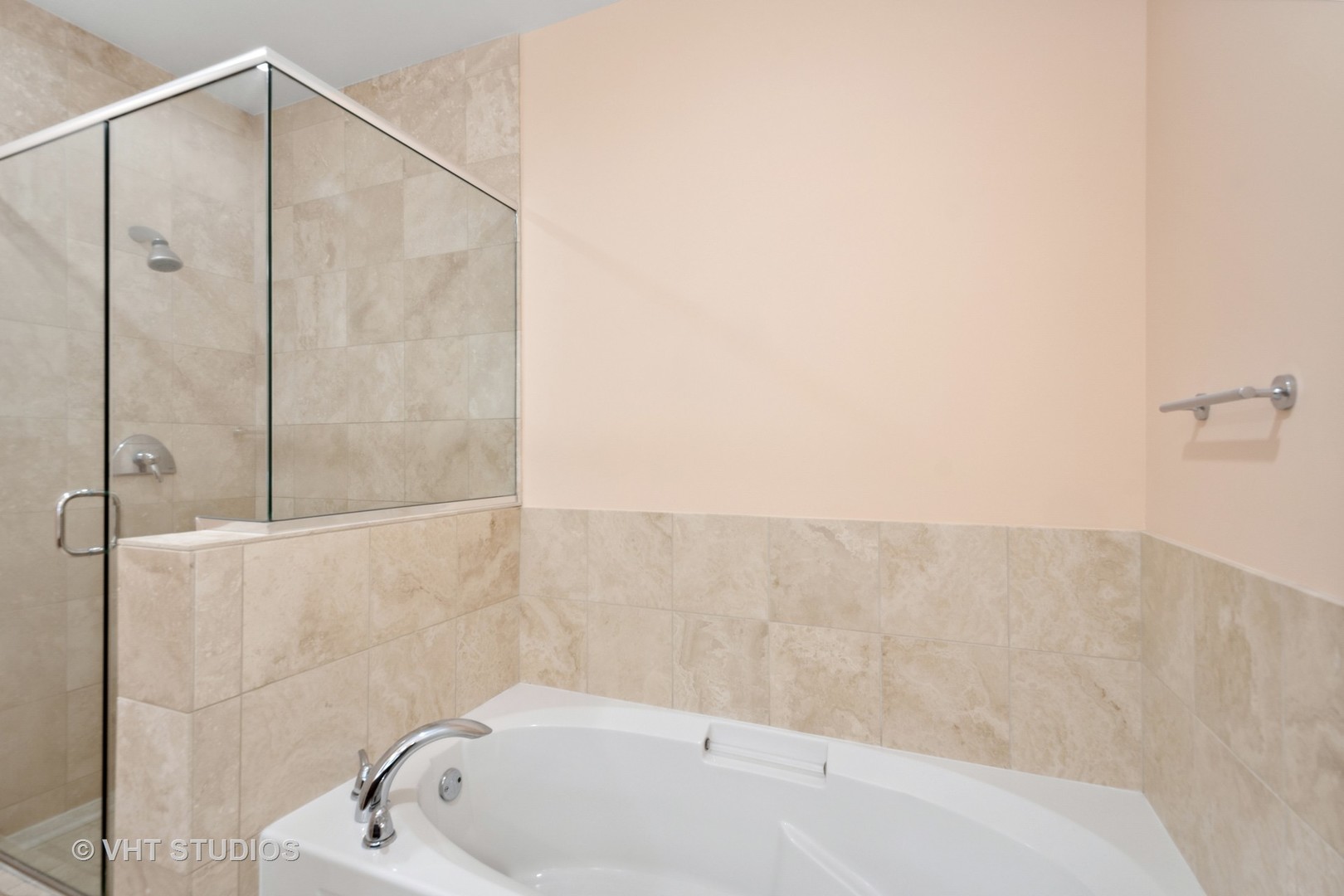 65 East Monroe Street, Unit 4206 Chicago, IL 60603 - Photo 8 of 18