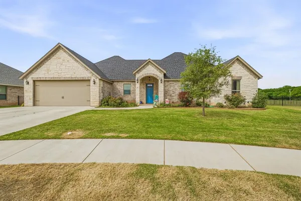 $516,000 | 191 Crenshaw Court, Stephenville, TX 76401