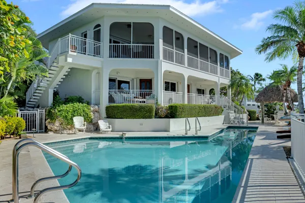 $4,250,000 | 258 West Seaview Circle, Marathon, FL 33050