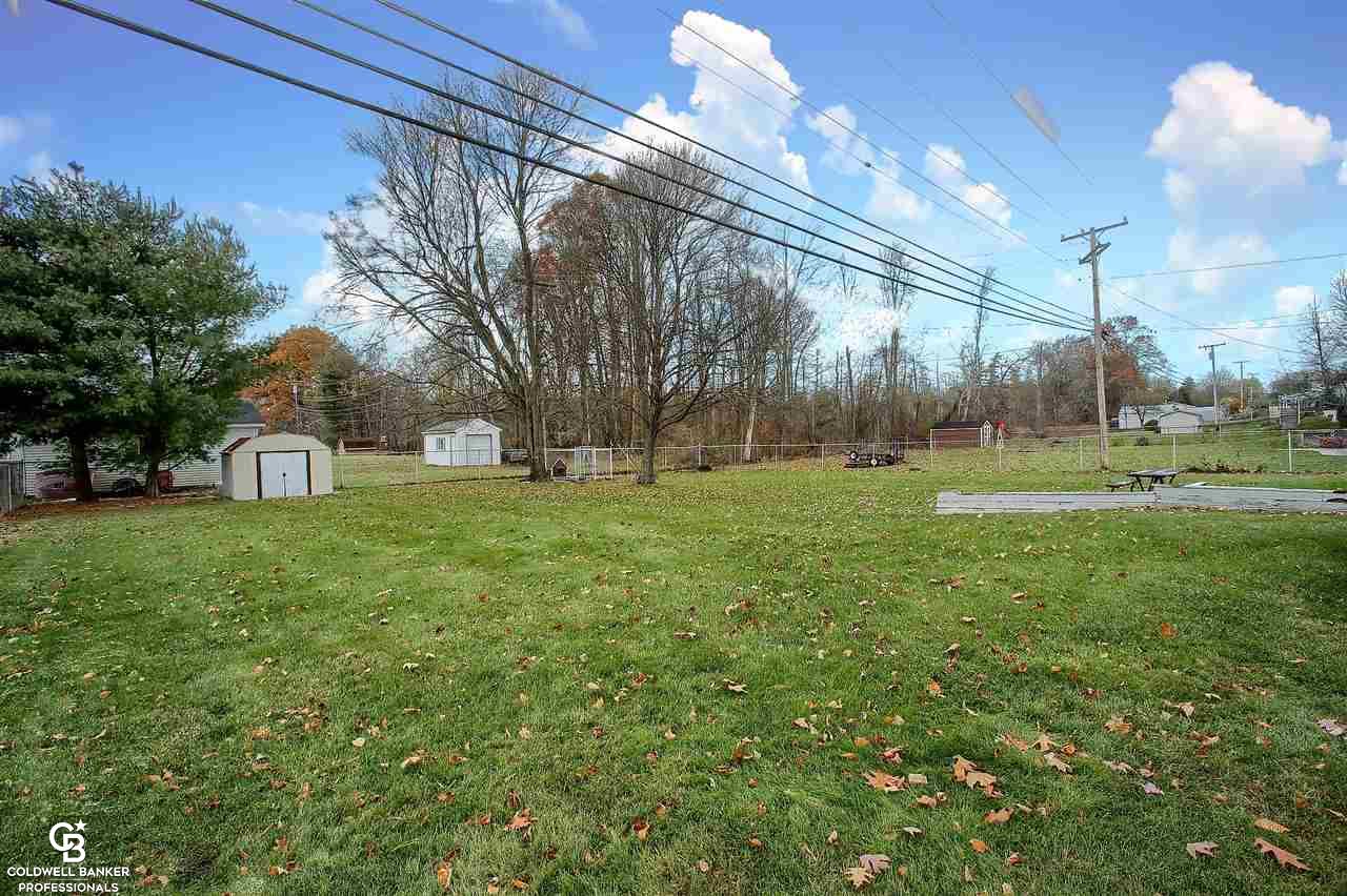 2517 Fish Lake Road Lapeer, MI 48446 - Photo 26 of 26 backyard
