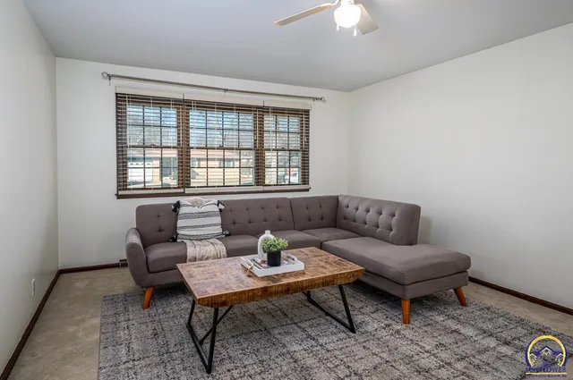 $280,000 | 5601 Southwest 24th Street, Topeka, KS 66614