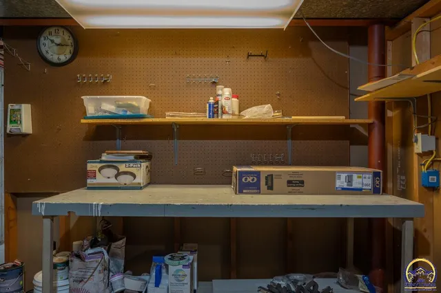 $280,000 | 5601 Southwest 24th Street, Topeka, KS 66614