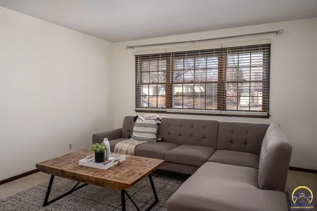 $280,000 | 5601 Southwest 24th Street, Topeka, KS 66614