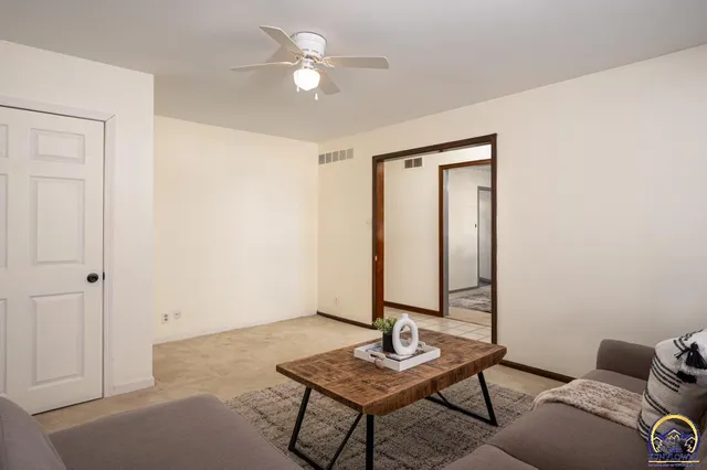 $280,000 | 5601 Southwest 24th Street, Topeka, KS 66614