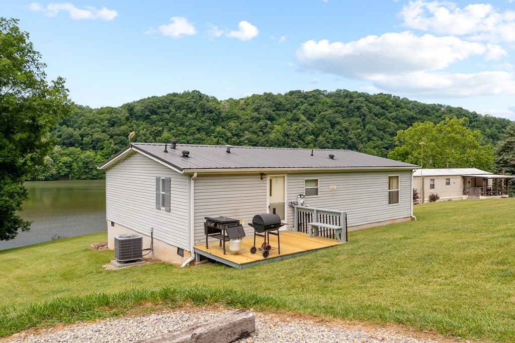 4276 Paradise Road Hiwassee, VA 24347 - Photo 25 of 29 Gallery Image 25