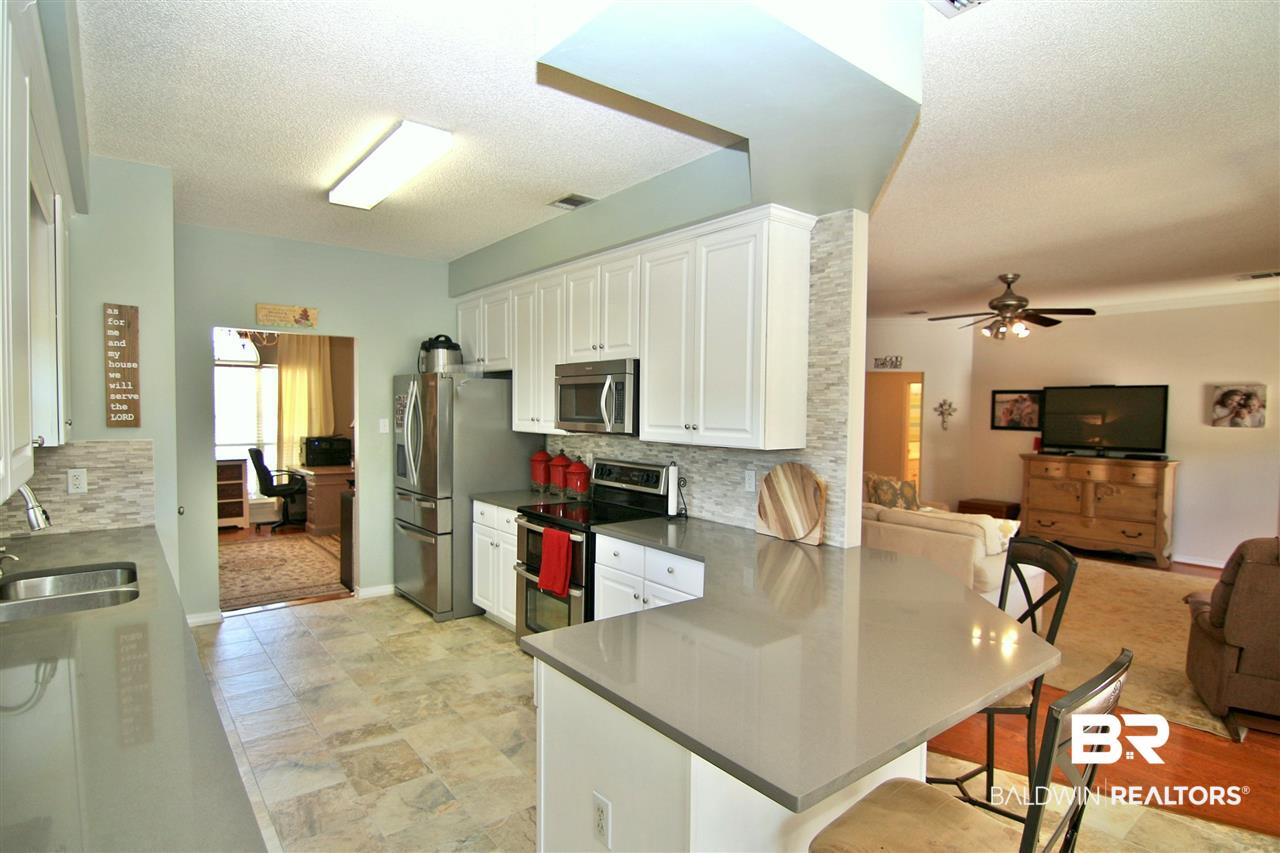 7370 Highpointe Place East Daphne, AL 36527 - Photo 10 of 23