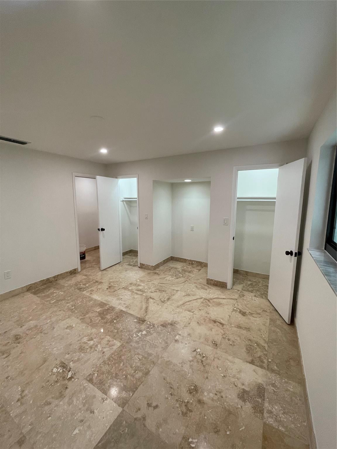 16881 Southwest 276th Street Homestead, FL 33031 - Photo 10 of 17 a view of an empty room