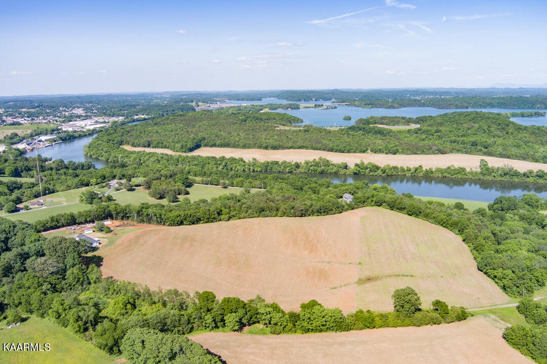 3877 Riverview Road Lenoir City, TN 37771 - Photo 37 of 47 an aerial view of a house