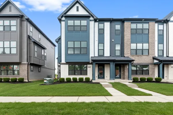 $4,800 | 6425 Main Street, Morton Grove, IL 60053