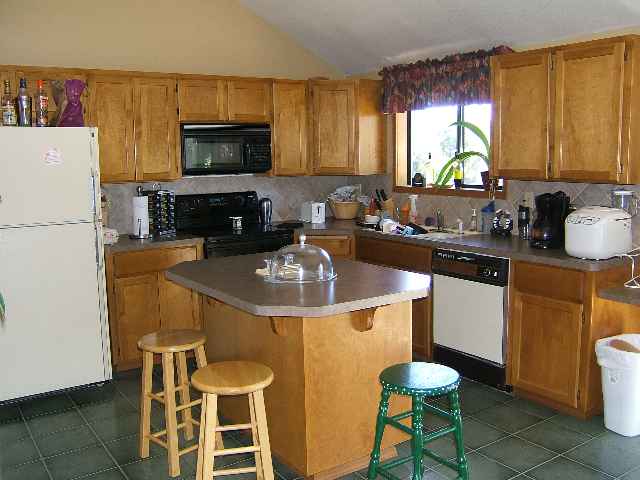 303 West Brita Avenue Spokane, WA 99208 - Photo 2 of 8 Gallery Image 2