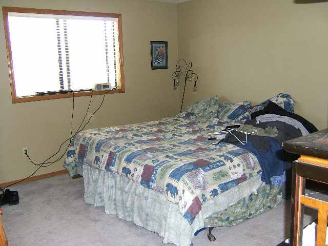 303 West Brita Avenue Spokane, WA 99208 - Photo 4 of 8 Gallery Image 4