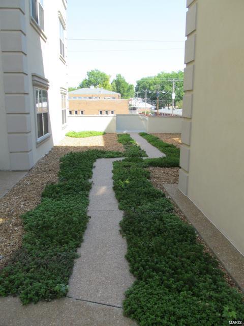 910 McKnight Road, Unit 1A St. Louis, MO 63132 - Photo 4 of 5 Gallery Image 4