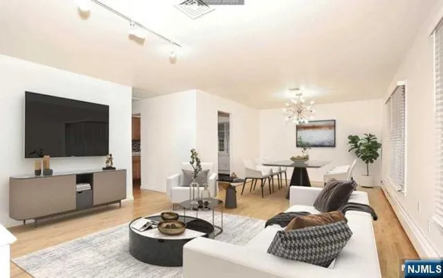 $4,900 | 2052 Hoefleys Lane, Fort Lee, NJ 07024