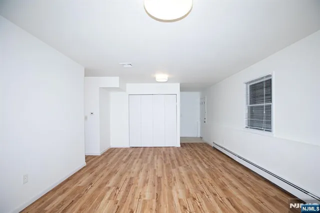 $4,900 | 2052 Hoefleys Lane, Fort Lee, NJ 07024