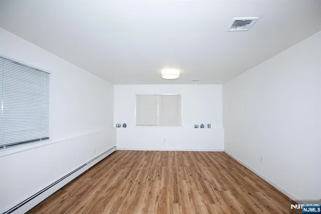 $4,900 | 2052 Hoefleys Lane, Fort Lee, NJ 07024