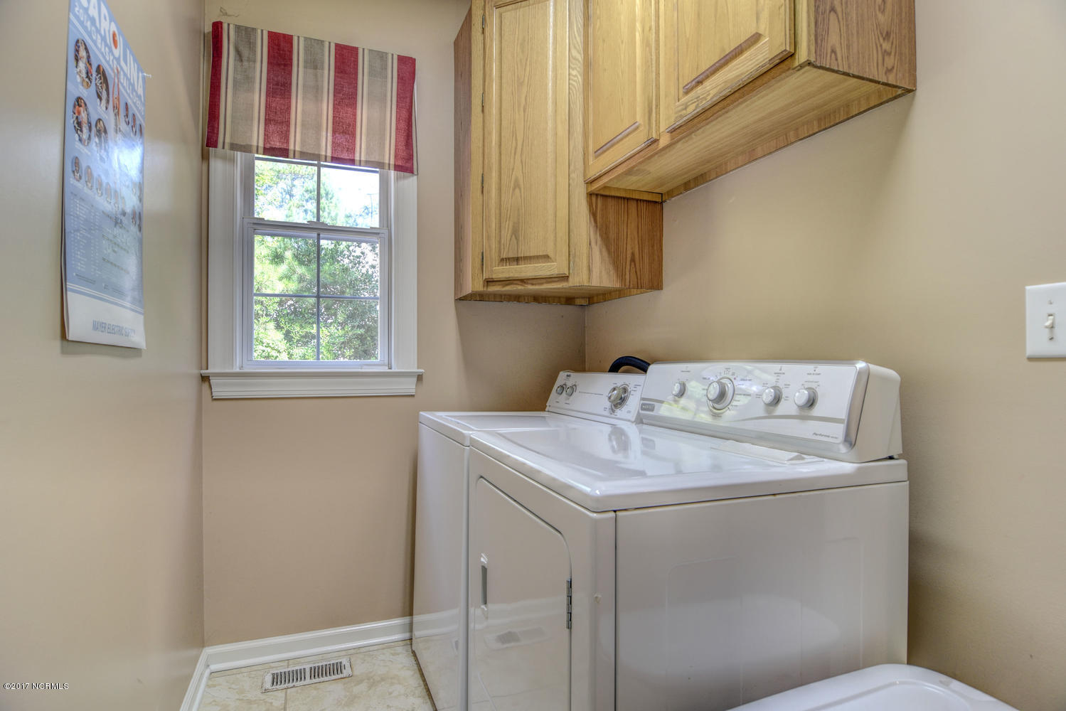 304 Middle Sound Loop Road Wilmington, NC 28411 - Photo 13 of 33 304 Middle Sound Loop Rd-large-013-12-DS