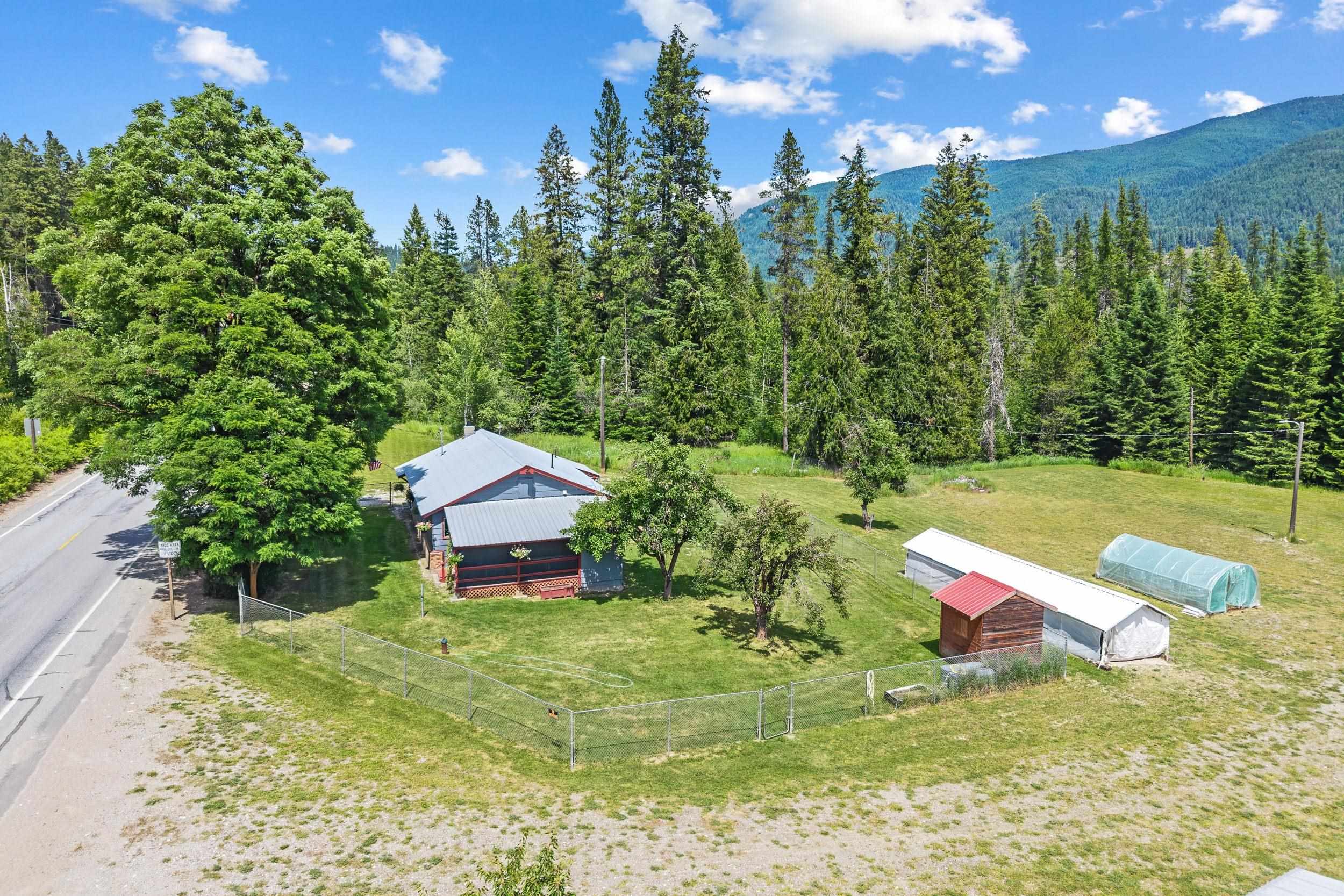 4512 Highway 31 Ione, WA 99139 - Photo 26 of 35