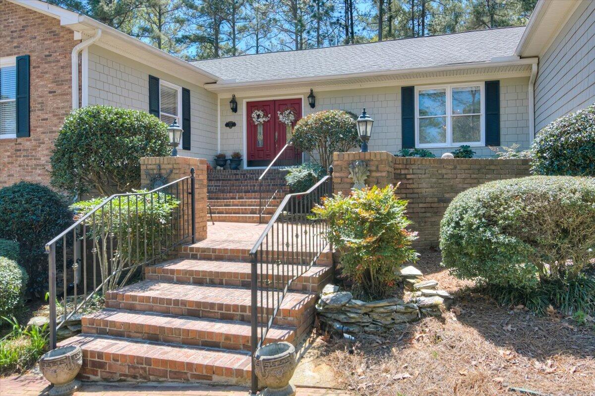 119 Englewood Road Aiken, SC 29803 - Photo 4 of 46 Gallery Image 4