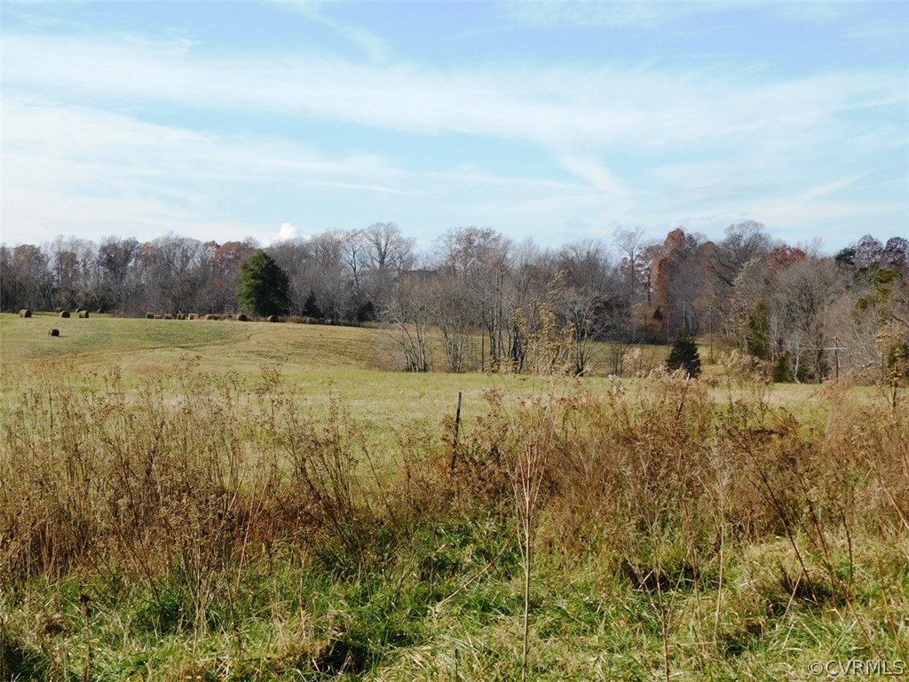 1526 Columbia Road Columbia, VA 23038 - Photo 14 of 43 Gallery Image 14