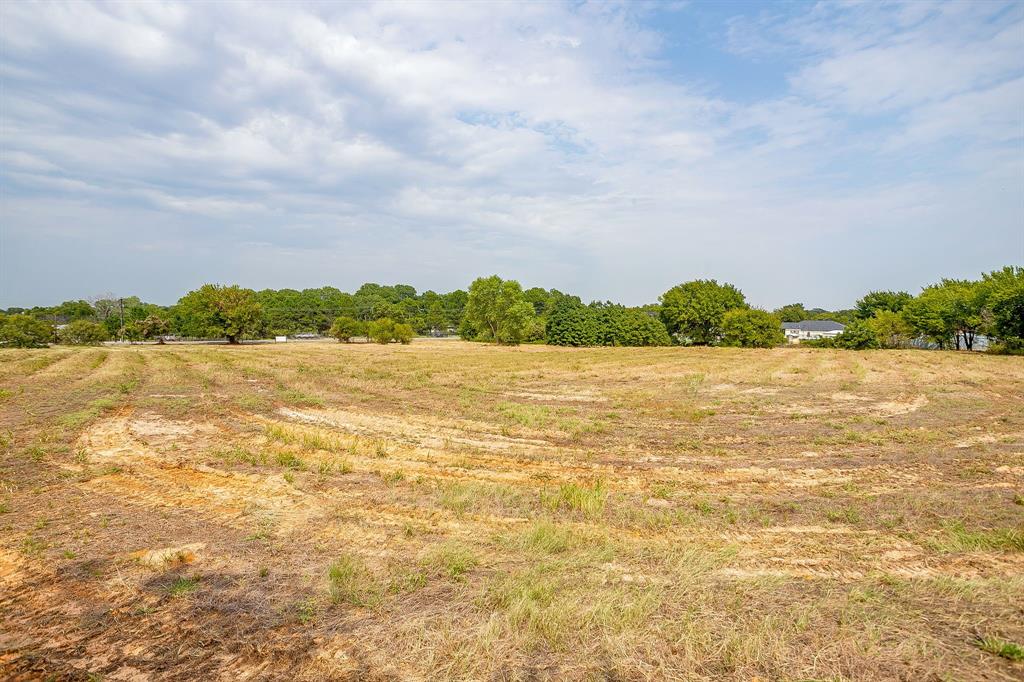 2151 West Highway 199 Springtown, TX 76082 - Photo 14 of 16