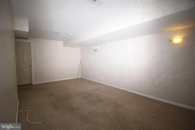 a view of empty room