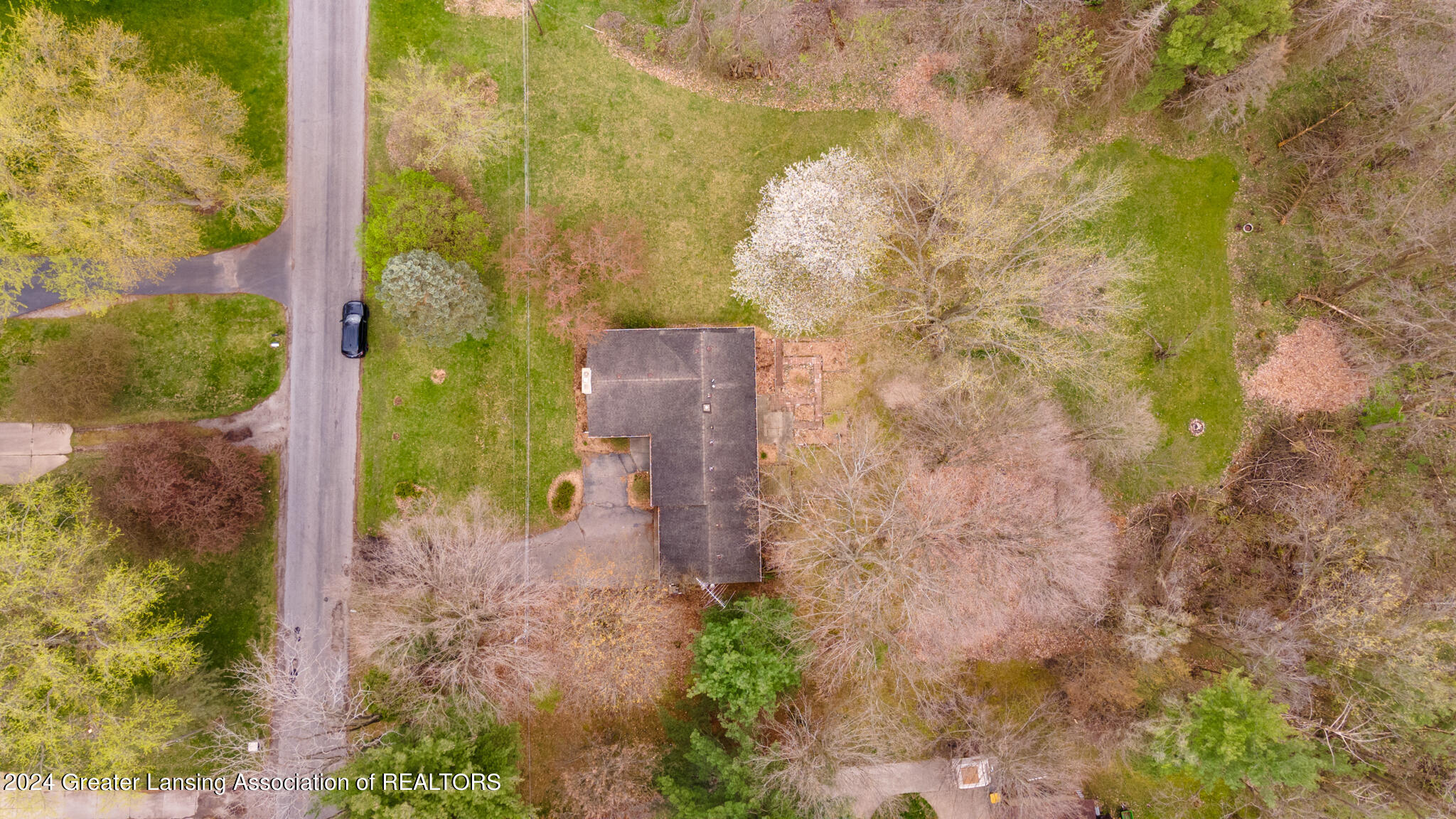 2167 Raby Road East Lansing, MI 48823 - Photo 35 of 36 2167_Raby_BROCK-31