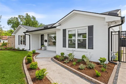 $649,900 | 4509 Brookwoods Drive, Houston, TX 77092