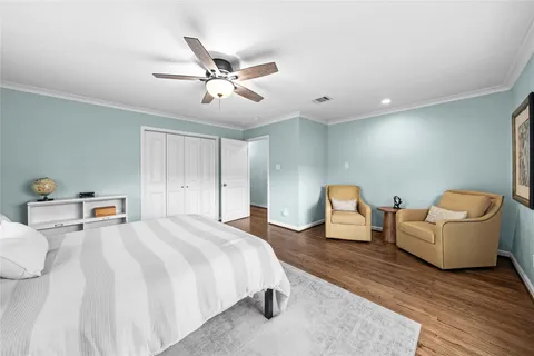 $649,900 | 4509 Brookwoods Drive, Houston, TX 77092