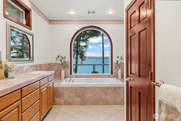 $1,200,000 | 141 East Winterwood Drive, Grapeview, WA 98546
