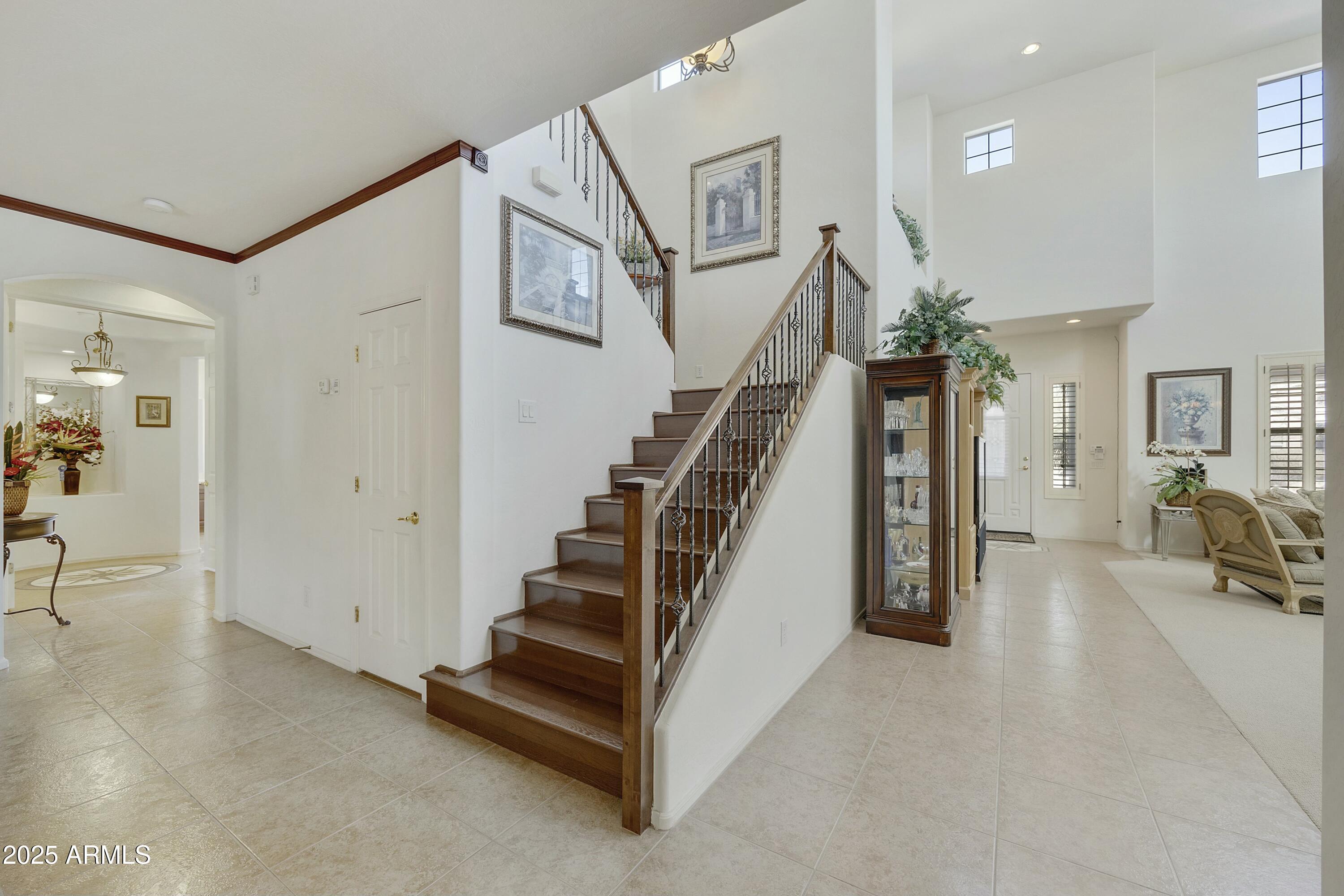 4615 West Corral Road Laveen, AZ 85339 - Photo 26 of 48 a view of entryway and hall