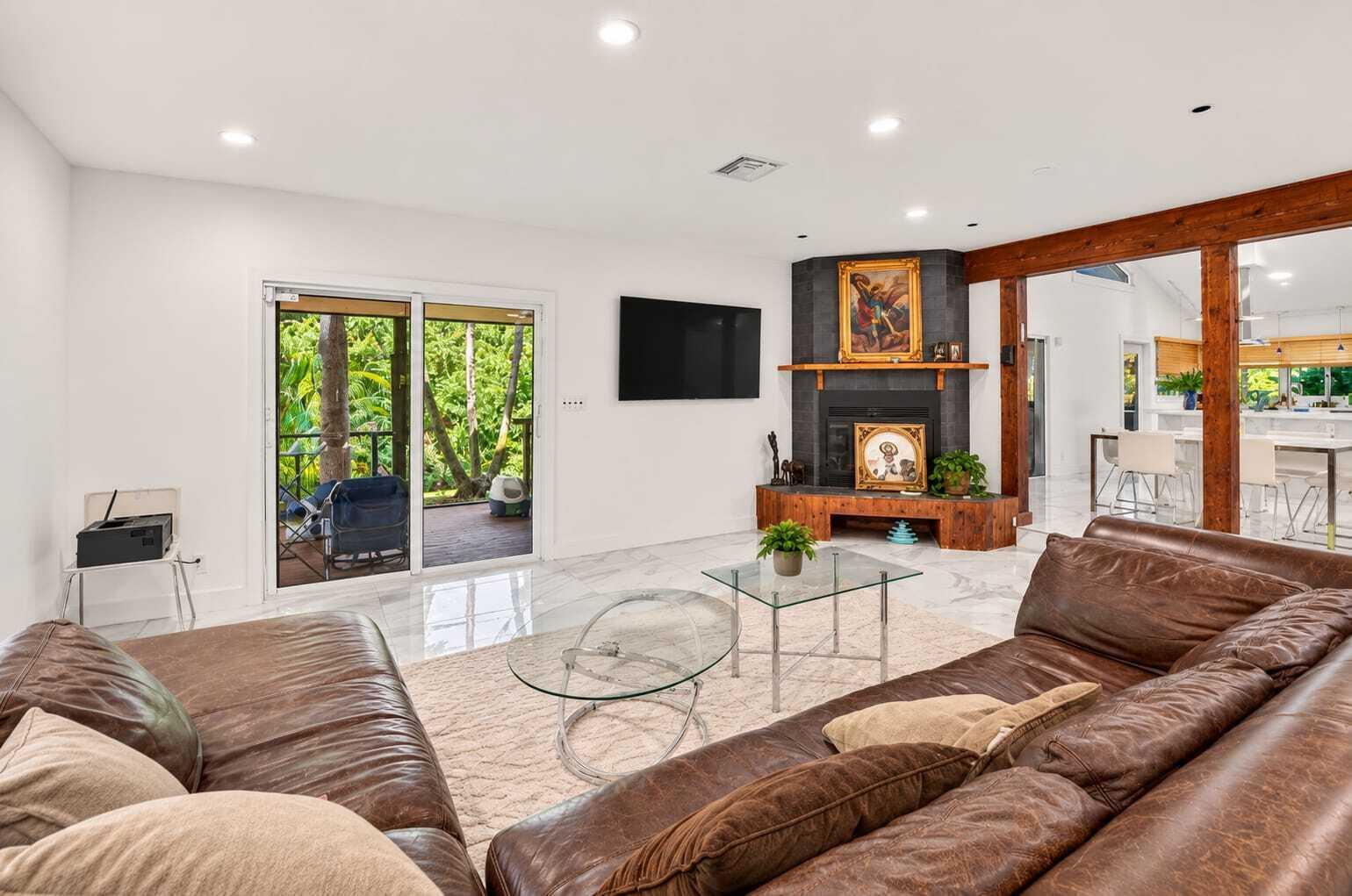 4121 Northwest 5th Avenue Boca Raton, FL 33431 - Photo 12 of 35 WhatsApp Image 2026-09-07 at 23.22.21