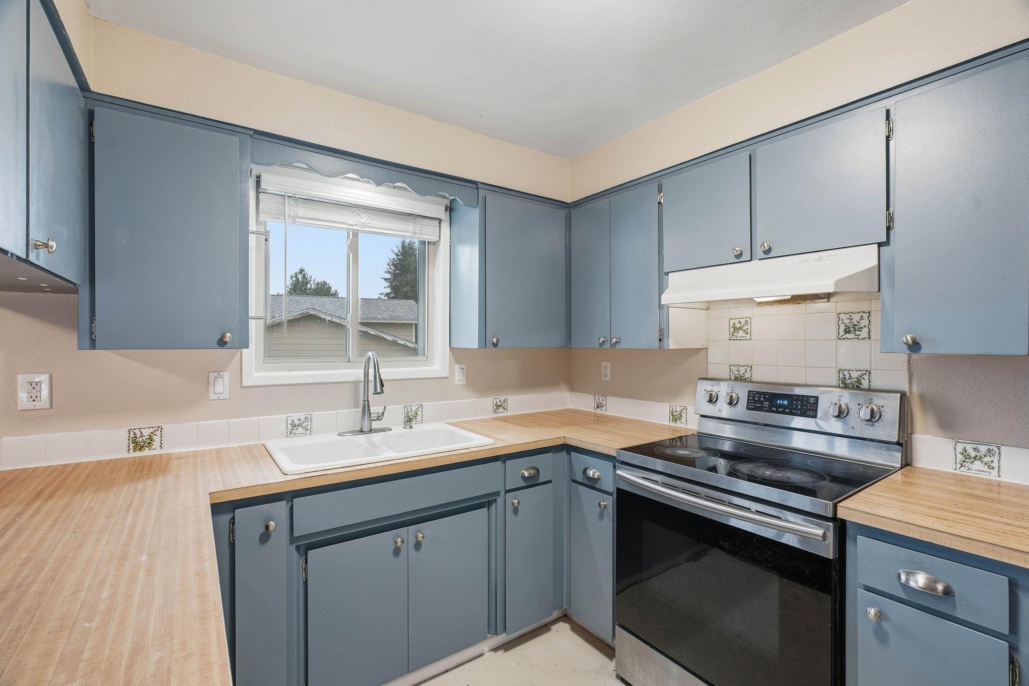 535 East Wilding Avenue Spokane, WA 99208 - Photo 11 of 41